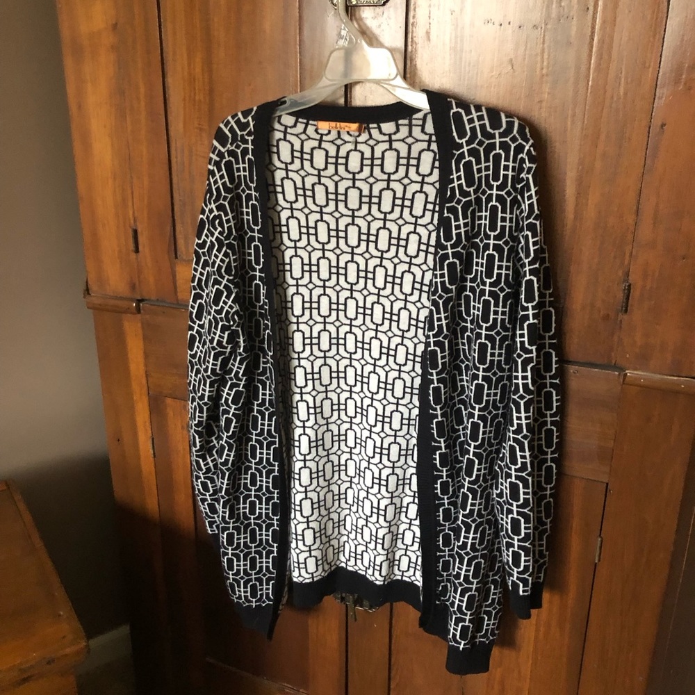 XL Beautiful sweater